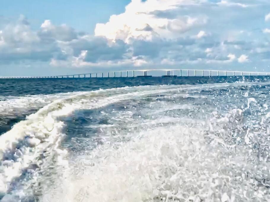 Pet Friendly Tranquil Cottage With Fire-Pit And Seasonal Hot Tub Sept-March Minutes To Beaches Dauphin Island Exterior photo
